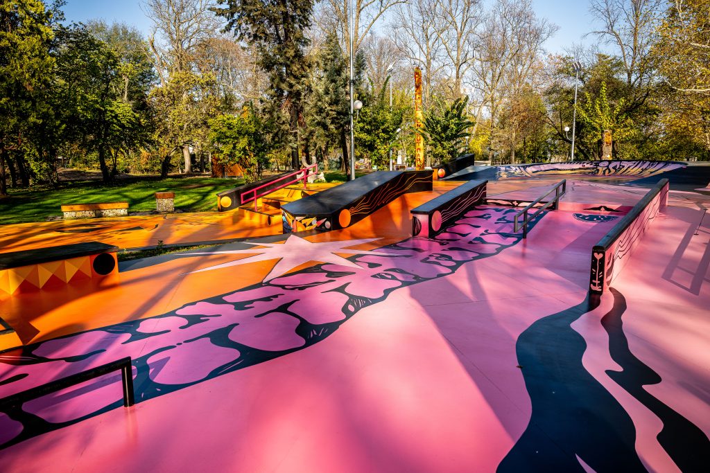 Скейт парк „Youth park“ — Русе — снимка 15