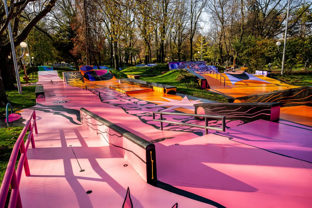 Скейт парк „Youth park“ — Русе — снимка 24