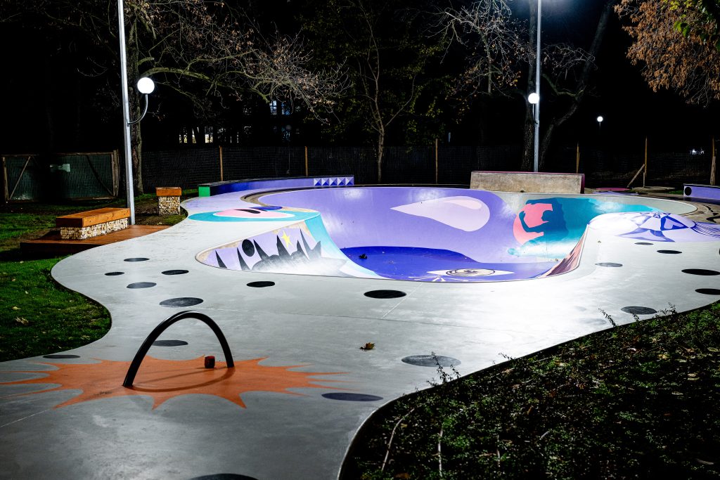 Скейт парк „Youth park“ — Русе — снимка 59