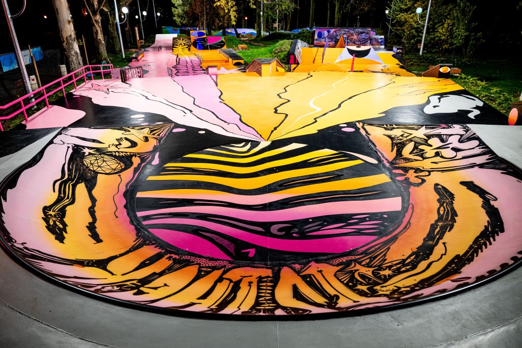 Скейт парк „Youth park“ — Русе — снимка 58