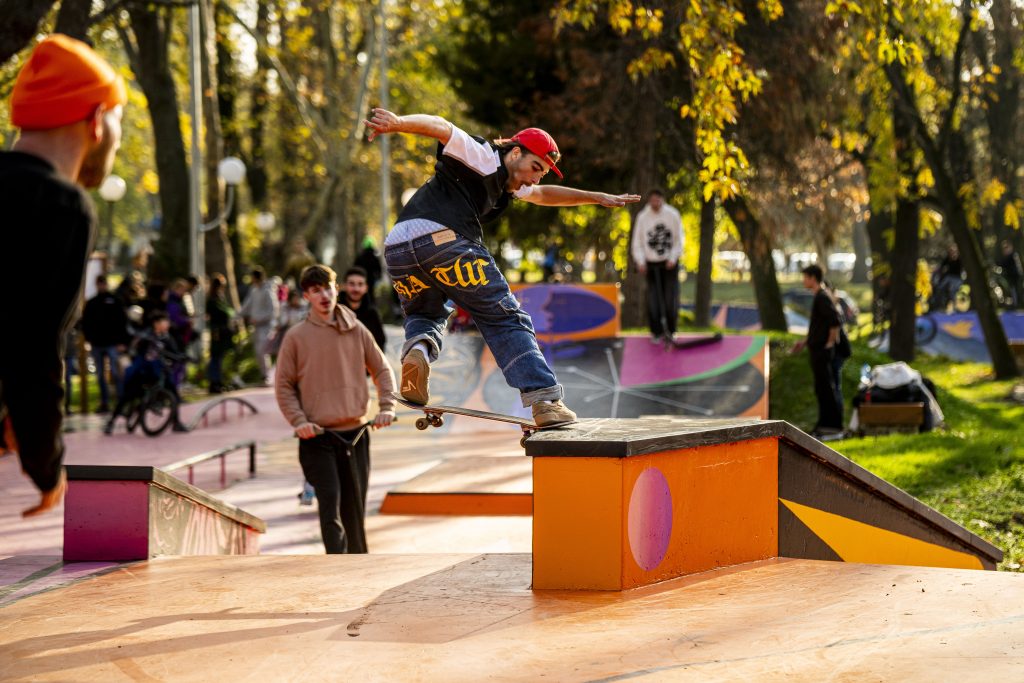 Скейт парк „Youth park“ — Русе — снимка 99