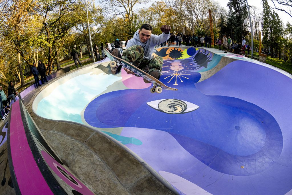 Скейт парк „Youth park“ — Русе — снимка 85