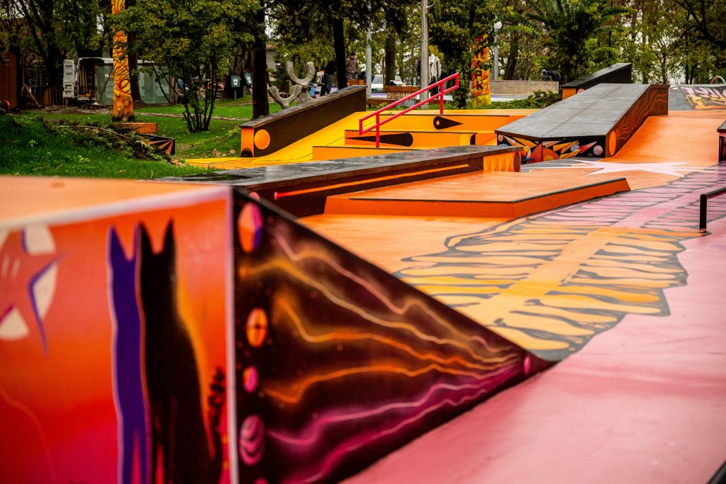 Скейт парк „Youth park“ — Русе — снимка 53